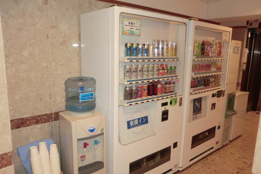 Toyoko Inn Tokyo Shinagawa-Eki Takanawa-Guchi Buitenkant foto