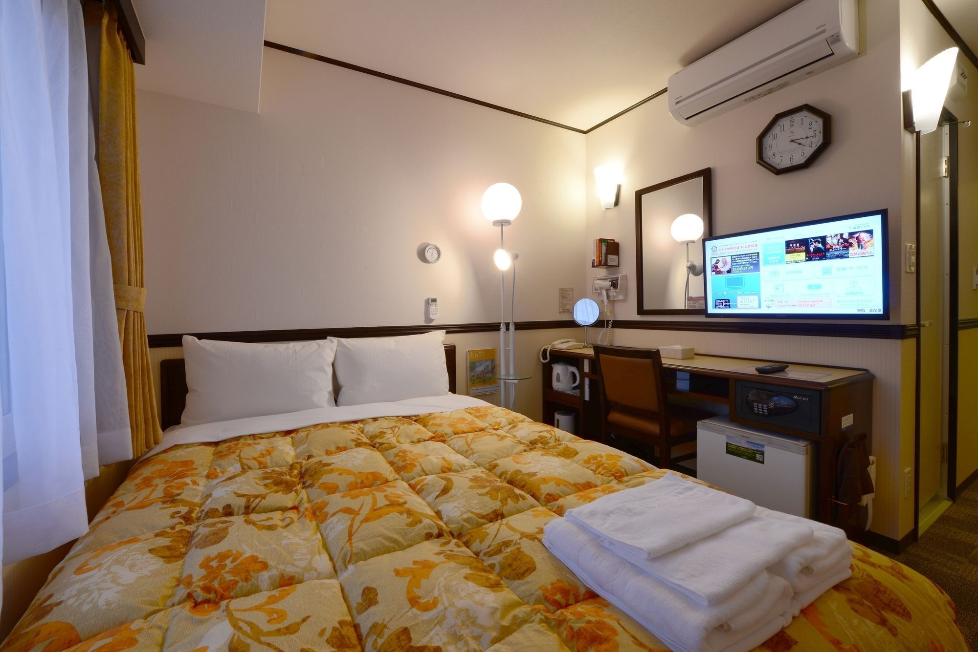 Toyoko Inn Tokyo Shinagawa-Eki Takanawa-Guchi Buitenkant foto
